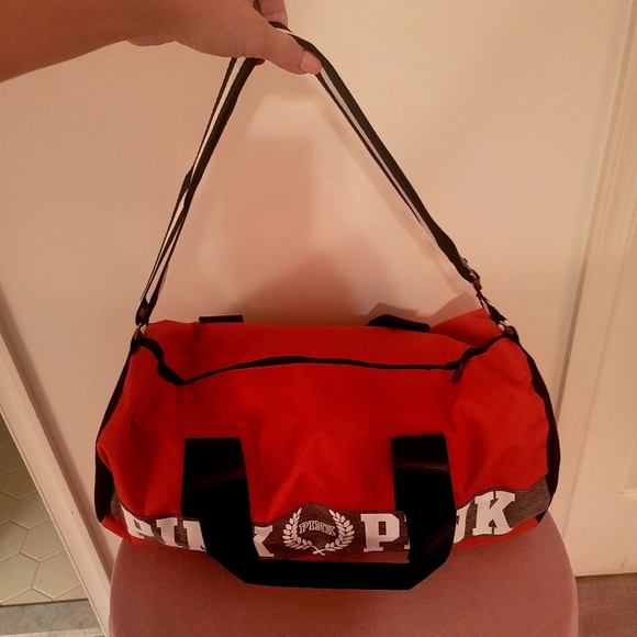 Pink Duffle Bag- 4 Tone- Red/White/Black/Grey - Picture 2 of 3